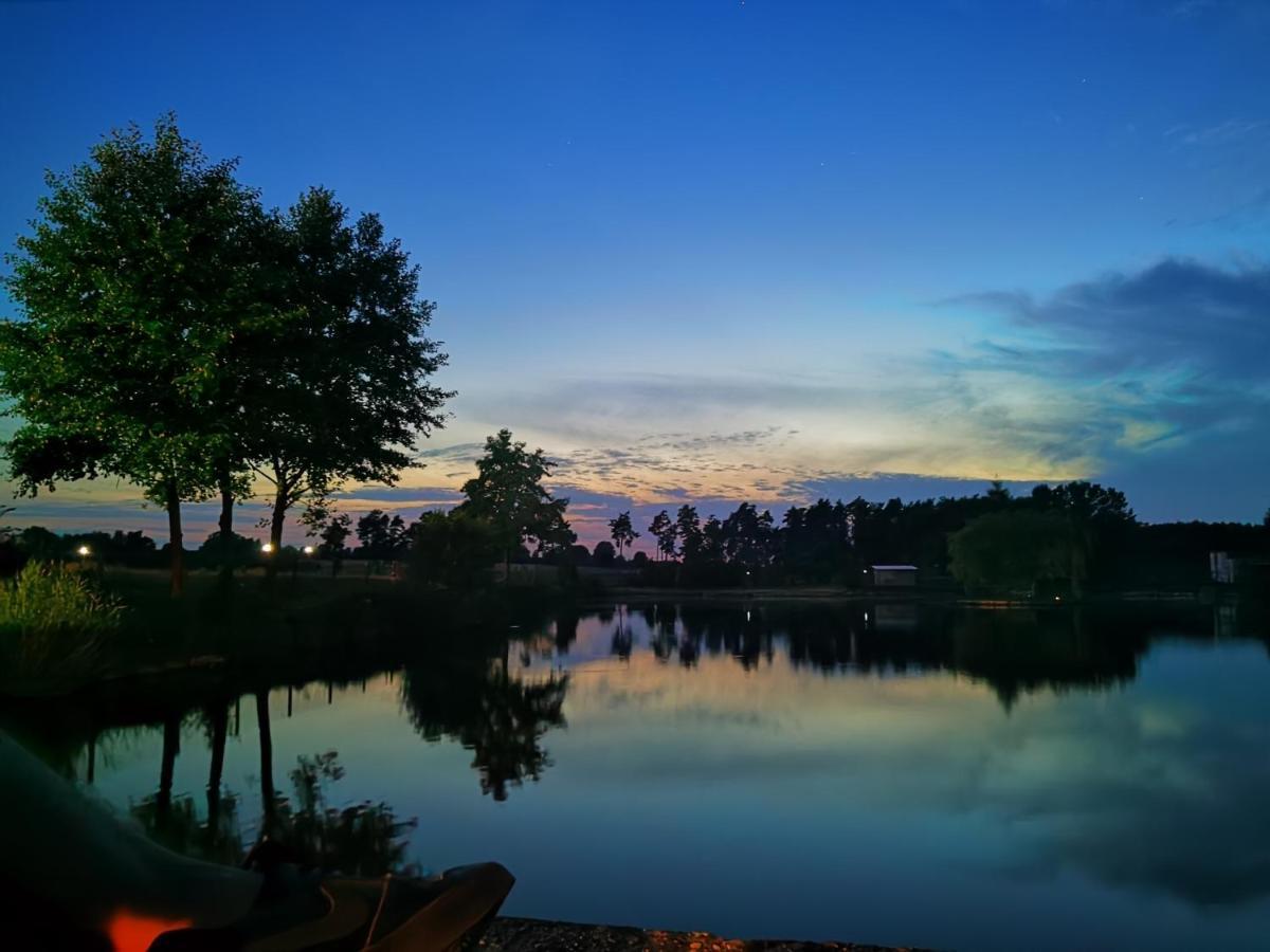 Agrowczasy Nad Stawem Farm stay *