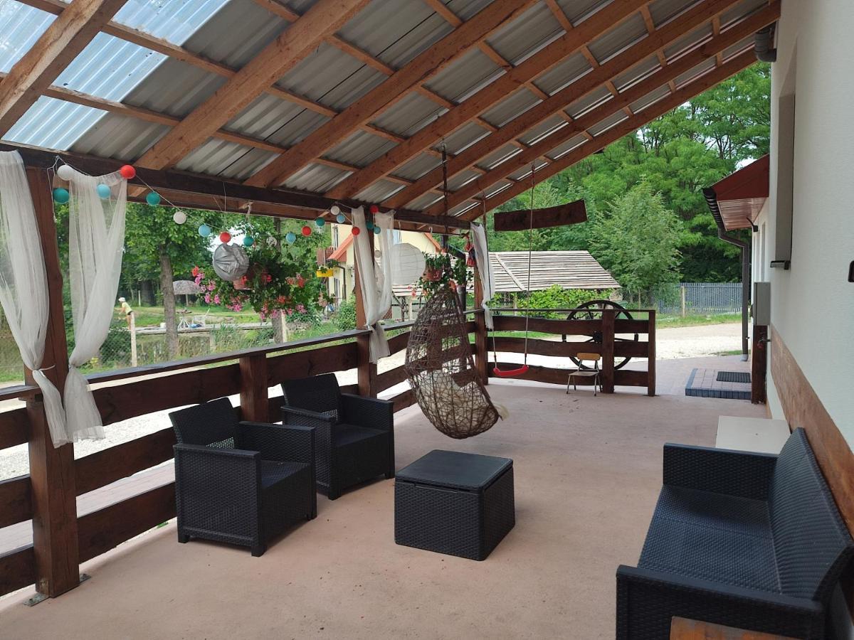 Agrowczasy Nad Stawem Gartatowice