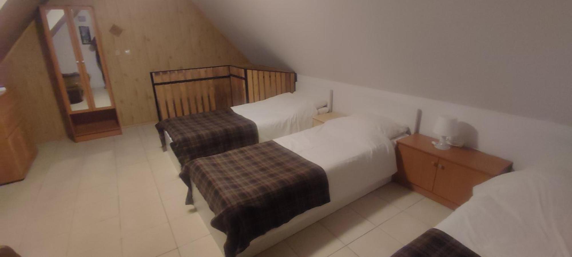 Agrowczasy Nad Stawem Farm stay *