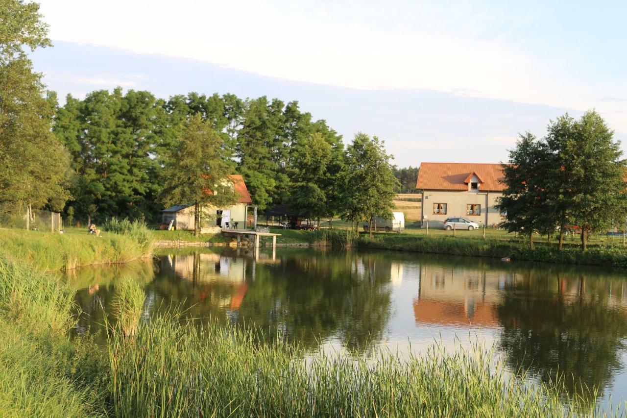 Agrowczasy Nad Stawem * Gartatowice